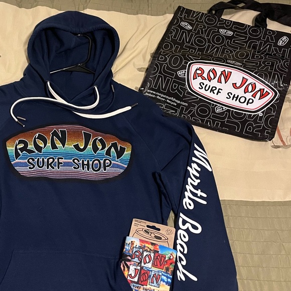 Ron Jon Tops - BEACH BUNDLE BABY!! 🌊 🏄‍♂️ 🌴 
RON JON Set- Medium hoodie, Tote Bag and Cousy